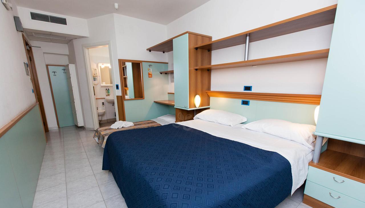 Hotel Marina روزيتو ديلي أبروتسي المظهر الخارجي الصورة